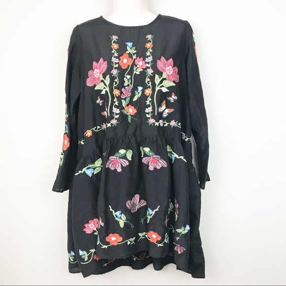 Zara Dresses & Skirts - Zara Black Embroidered Floral dropwaist tunic top